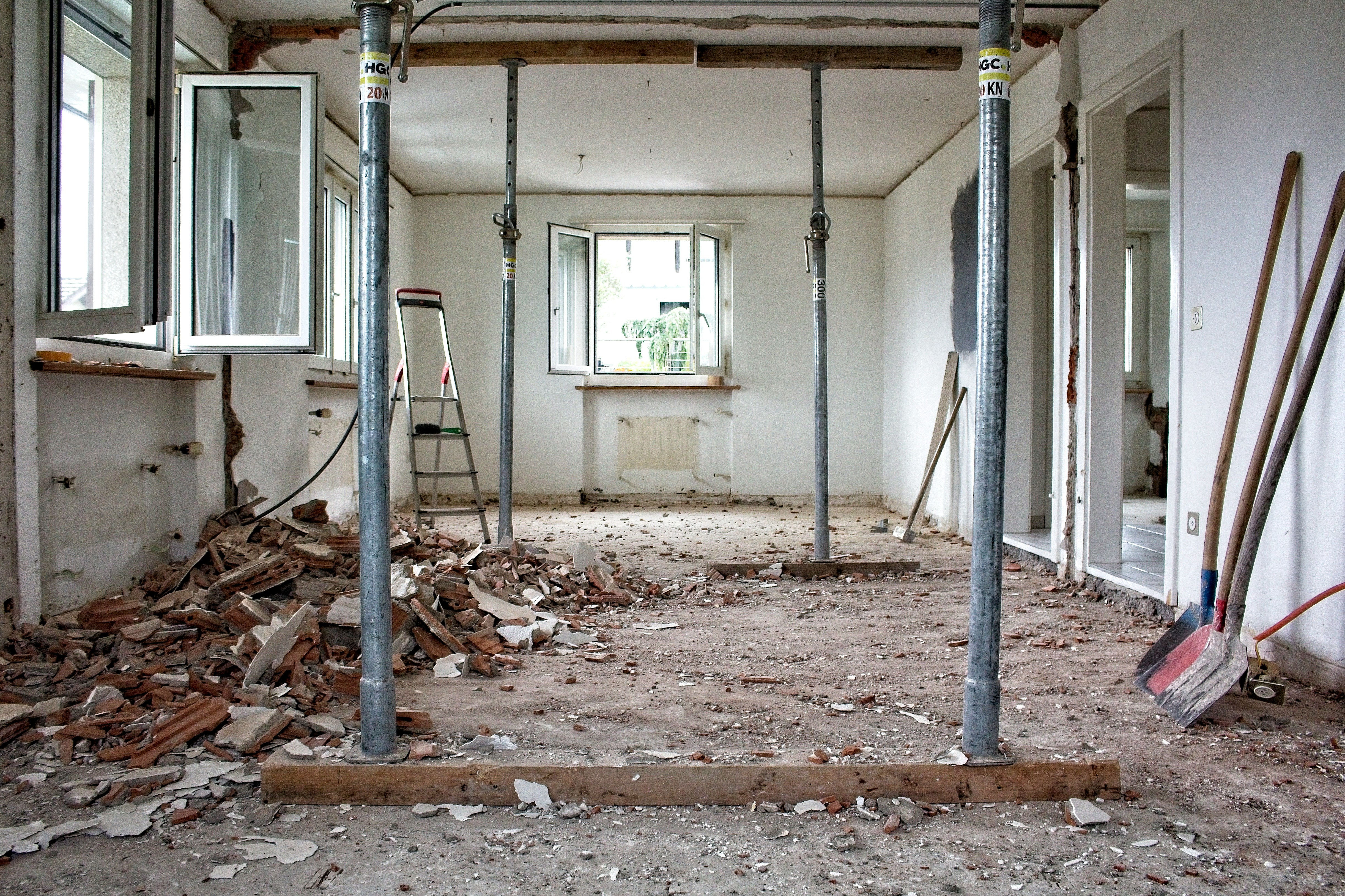 Cele mai frecvente 25 de greșeli când renovezi un apartament și cum le eviți